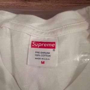 Supreme Milan box logo
